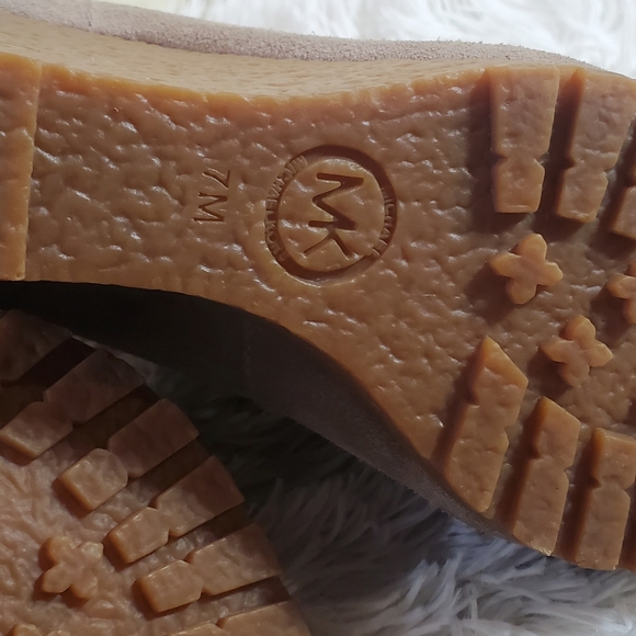 MICHAEL KORS Rory Moccasin Wedges - Picture 12 of 12